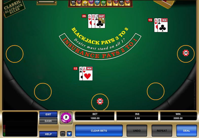 Apuestas realizadas en las cinco manos del Classic Blackjack Multi Hand antes de comenzar con el reparto de cartas.