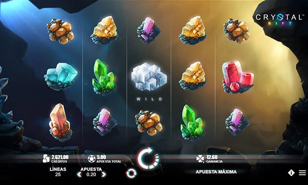 Pantalla de la slot Crystal Rift del juego base.