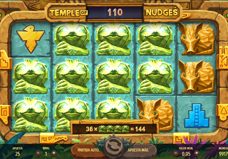Temple of Nudges en pleno juego, con la función Nudges activada y un premio generado.