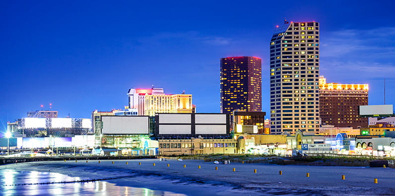Atlantic City est l'un des centres de jeu les plus célèbres des États-Unis. USA.
